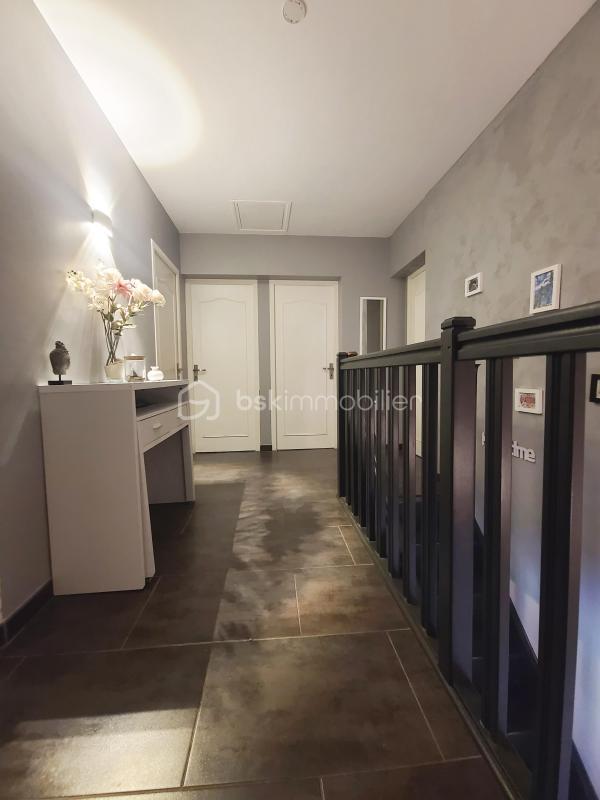 Pavillon - 185 m² - 9 pièces