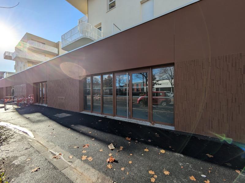 Local commercial - 83 m²