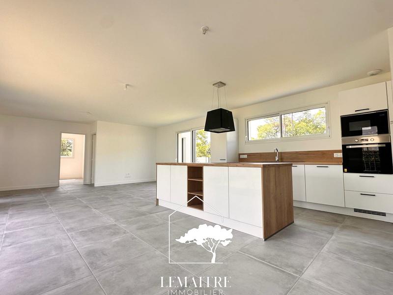 Maison - 143 m² - 5 pièces