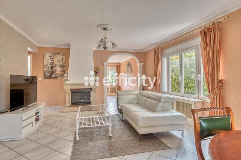 Maison - 155 m² - 7 pièces