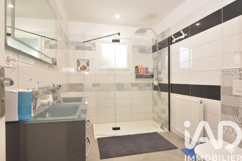 Maison - 108 m² - 4 pièces