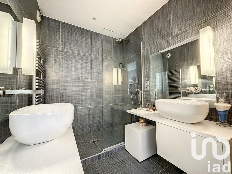 Duplex - 149 m² - 5 pièces