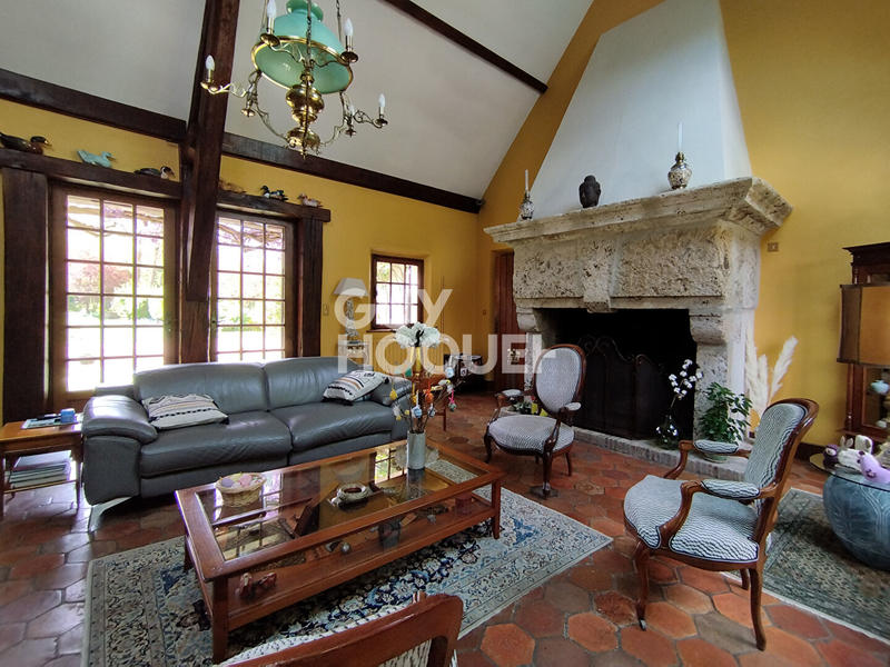 Maison - 192 m² - 7 pièces