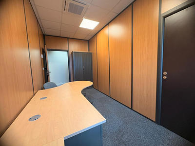 Bureau - 11 m² - 1 pièce