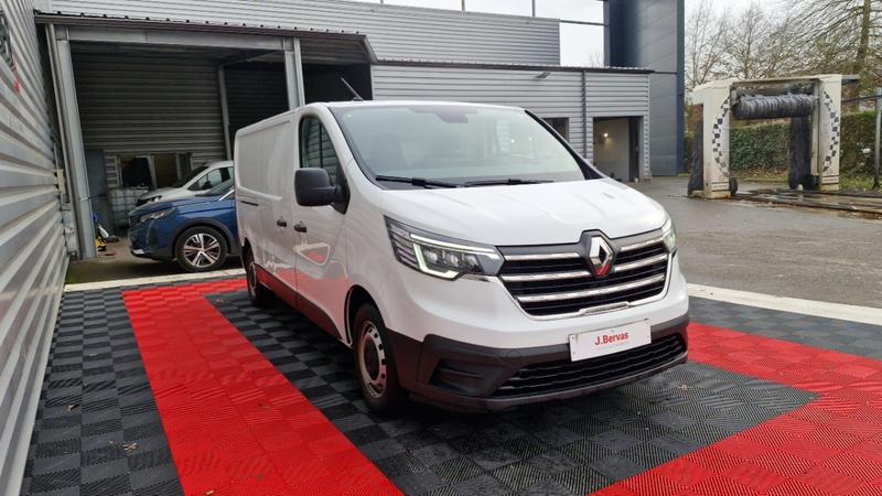 Renault Trafic Fourgon l2h1 3000 kg blue dci 130 grand confort