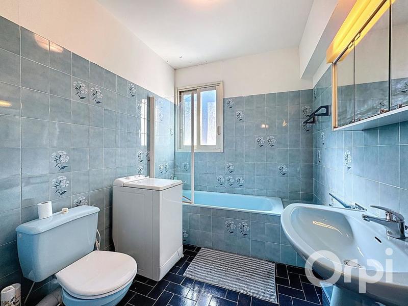 Appartement - 81 m² - 3 pièces