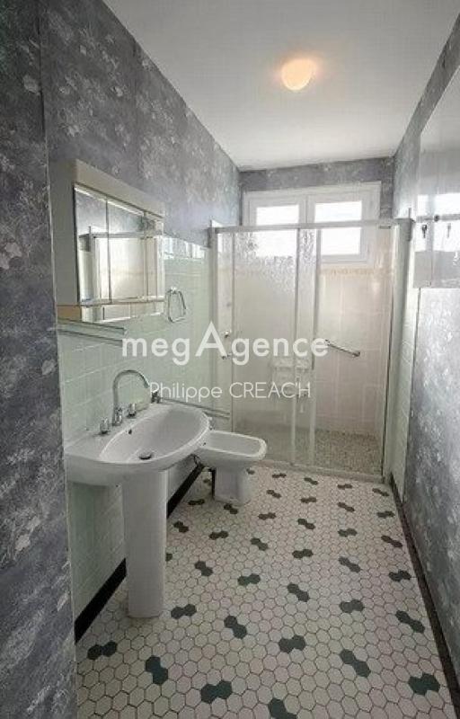 Maison - 104 m² - 6 pièces