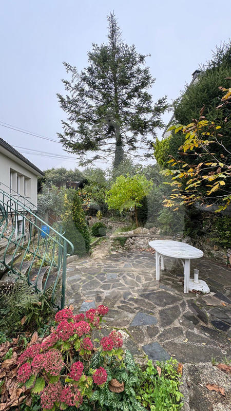 Maison - 96 m² - 5 pièces