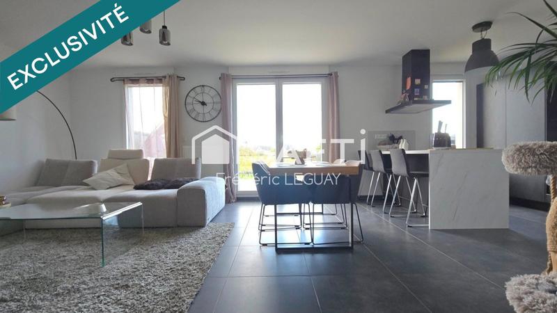 Maison - 99 m² - 4 pièces
