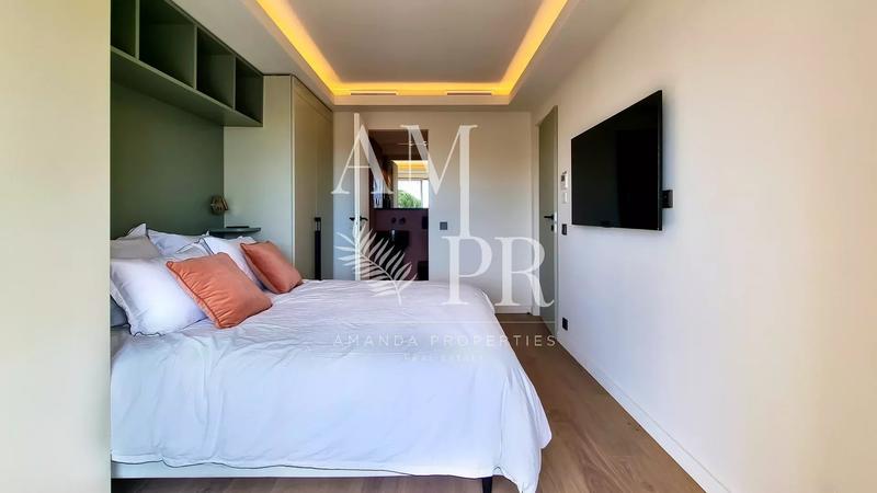 Appartement - 103 m² - 4 pièces