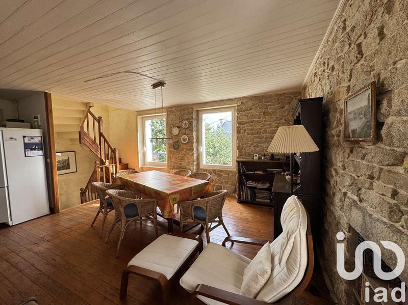 Maison - 98 m² - 4 pièces