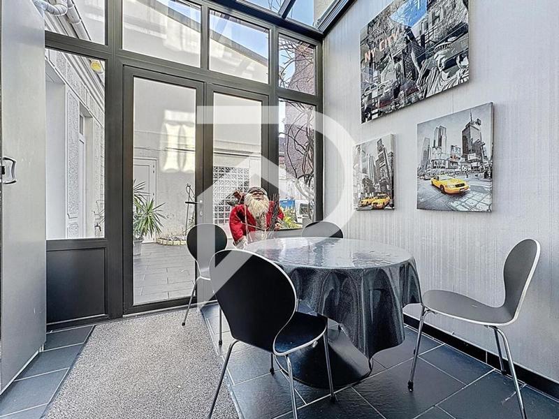 Maison bourgeoise - 216 m² - 7 pièces