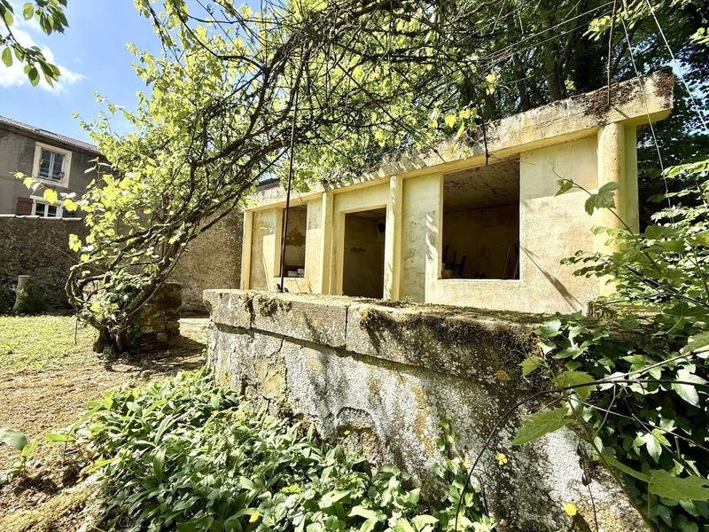 Maison - 274 m² - 6 pièces