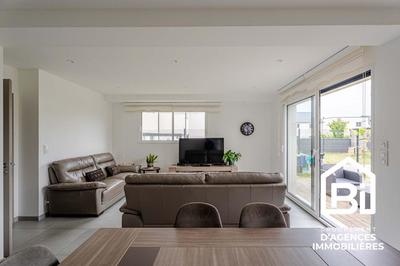 Maison - 116 m² - 6 pièces