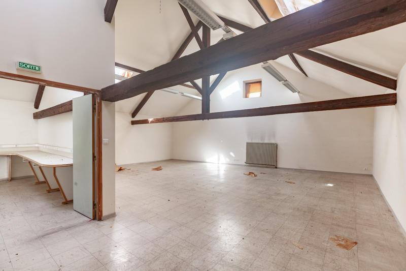 Immeuble - 3 863 m²