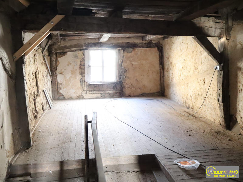 Maison - 168 m² - 8 pièces