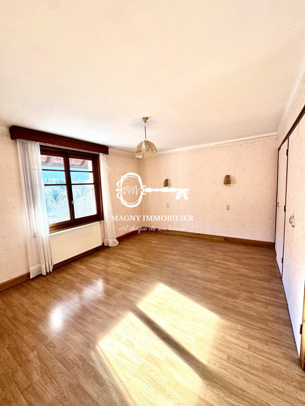 Maison - 140 m² - 7 pièces