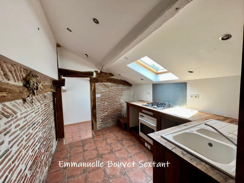 Maison - 180 m² - 8 pièces