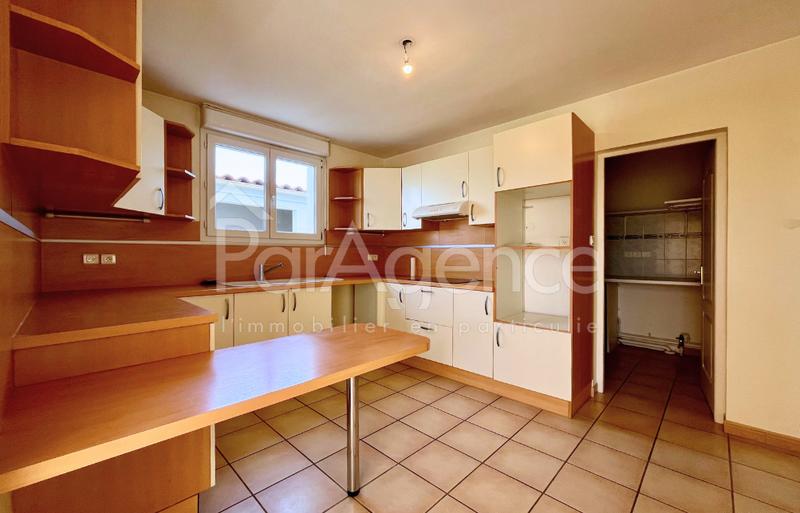 Maison - 177 m² - 6 pièces