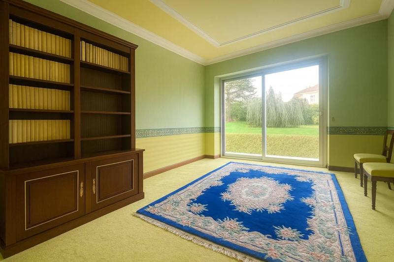 Propriété - 288 m² - 11 pièces