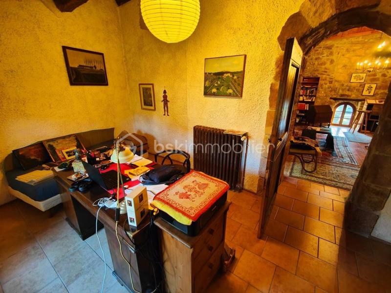 Maison en pierre - 250 m² - 9 pièces