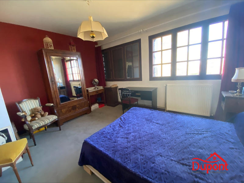 Maison - 200 m² - 7 pièces