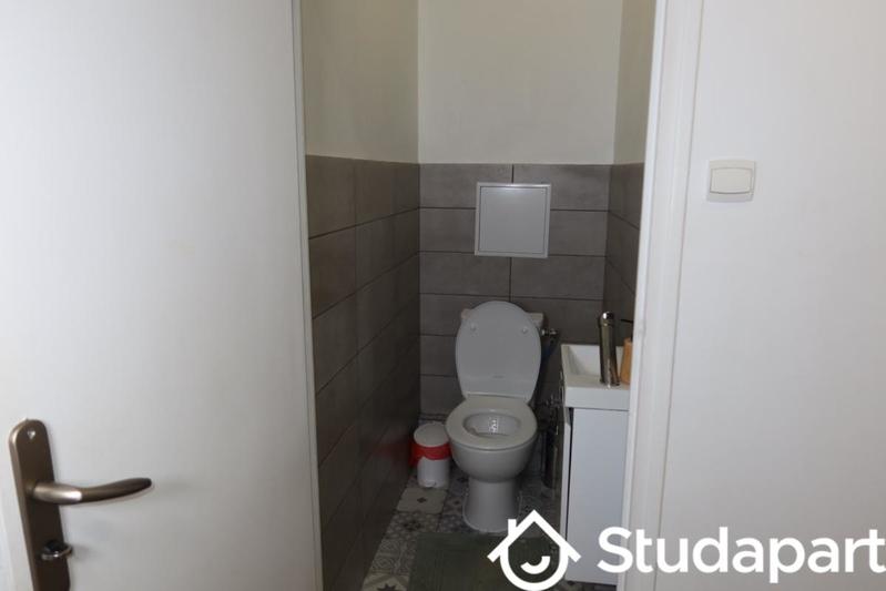 Chambre - 13 m² - 1 pièce