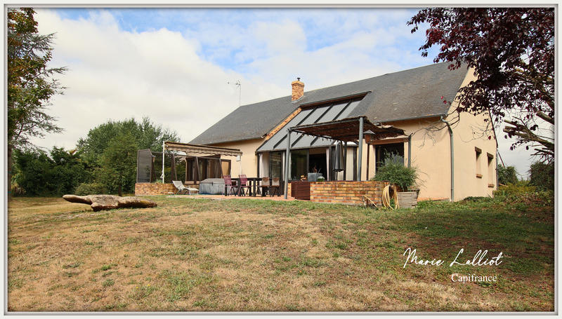 Maison - 188 m² - 8 pièces