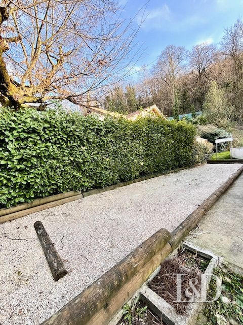 Maison - 192 m² - 6 pièces