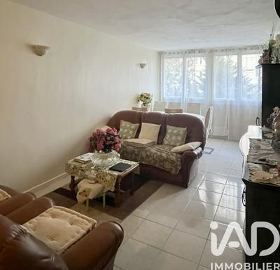 Appartement - 70 m² - 4 pièces