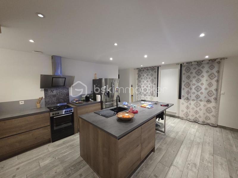 Maison - 146 m² - 4 pièces