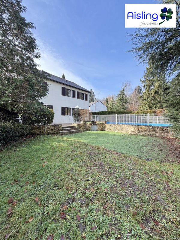 Villa - 155 m² - 5 pièces