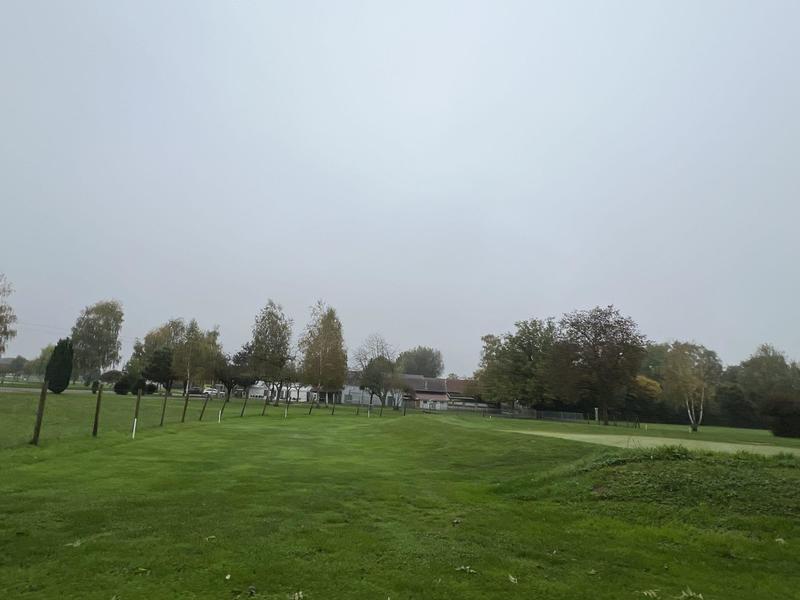 Local commercial - 450 000 m²