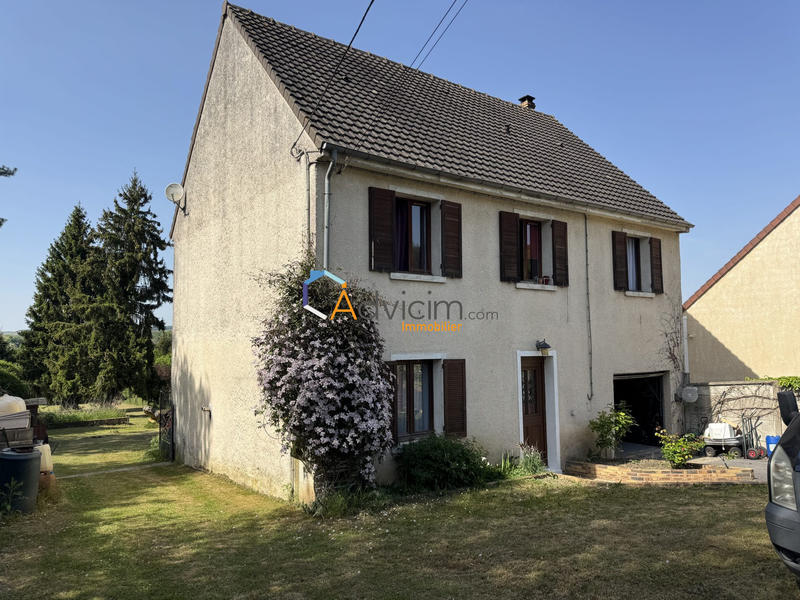 Maison - 95 m² - 4 pièces