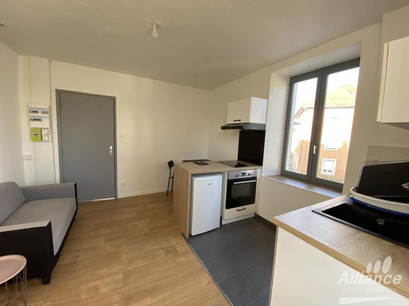 Studio - 27 m² - 2 pièces