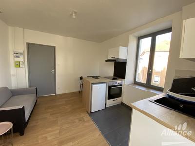 Studio - 27 m² - 2 pièces