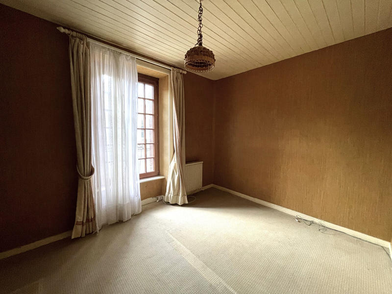 Maison - 160 m² - 7 pièces