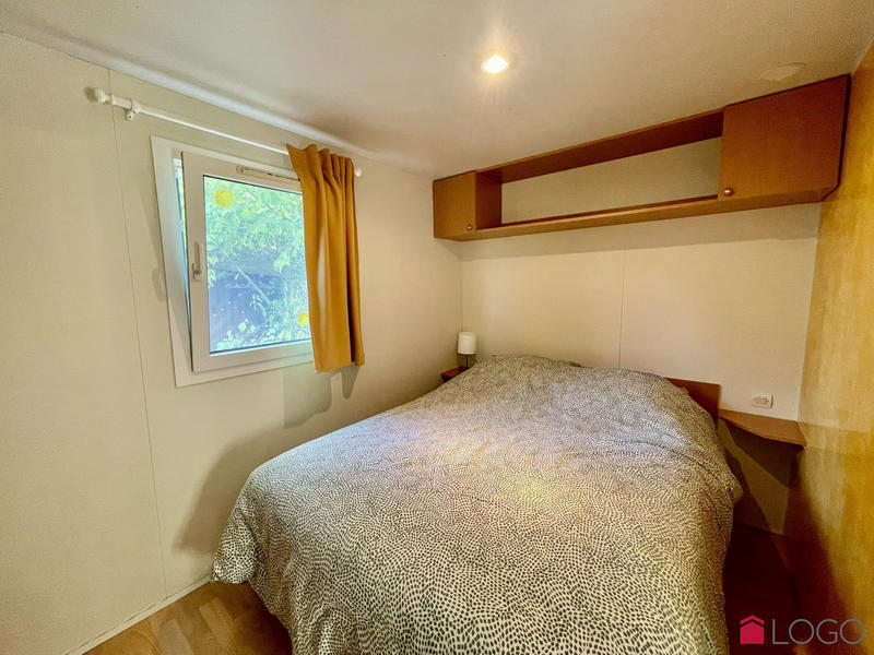 Terrain de loisirs - 3 800 m²