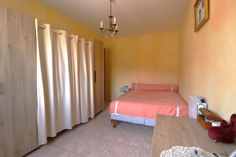 Maison - 240 m² - 5 pièces