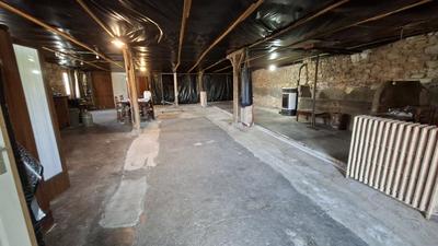 Grange - 360 m² - 2 pièces