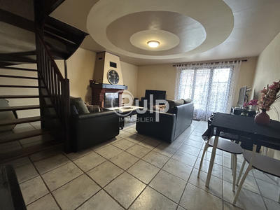 Maison - 80 m² - 5 pièces