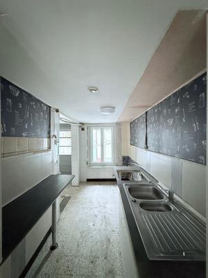 Maison - 99 m² - 3 pièces