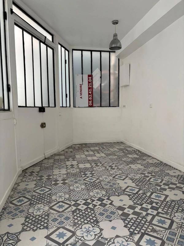 Local d'activités - 23 m²