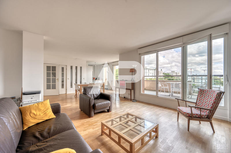 Appartement - 132 m² - 5 pièces