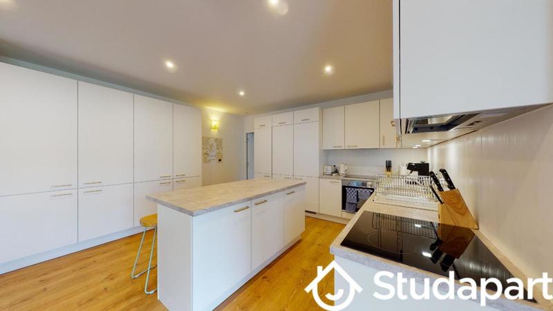 Chambre - 12 m² - 1 pièce