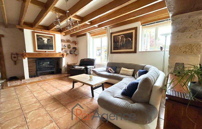 Maison - 189 m² - 6 pièces