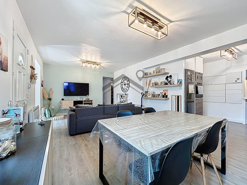 Maison - 74 m² - 4 pièces