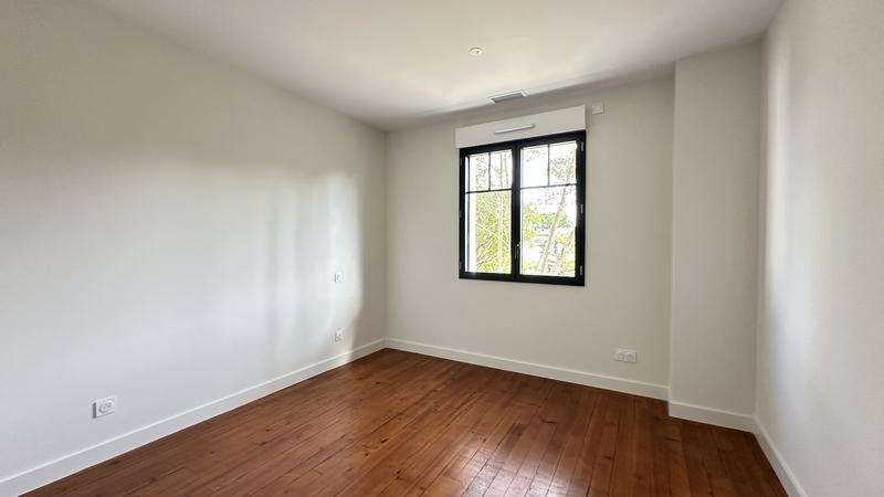 Maison - 169 m² - 5 pièces