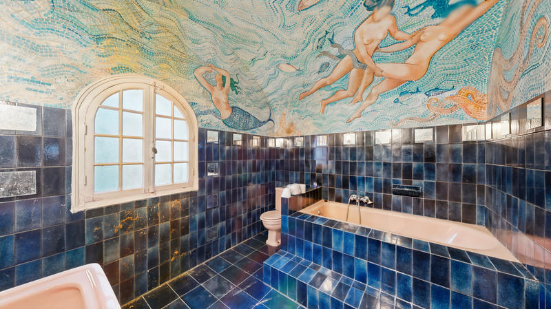 Maison - 225 m² - 9 pièces