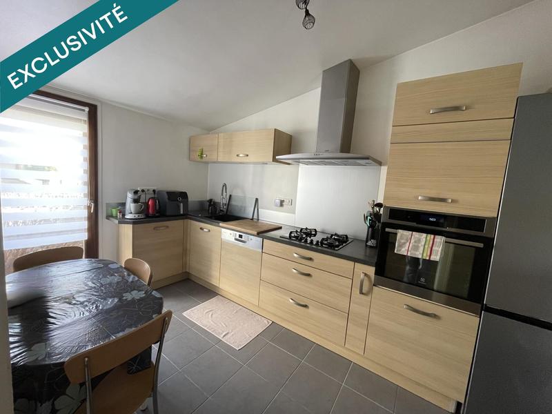 Maison - 95 m² - 6 pièces